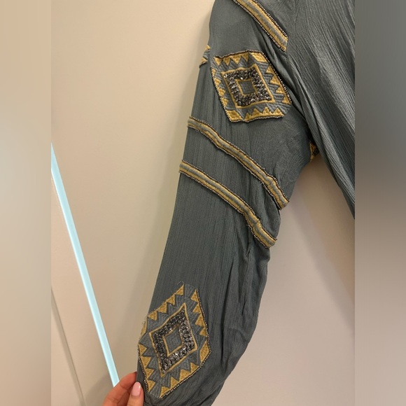 FLASH SALE Anthropologie Women’s Riya Beaded Grey Tunic Midi Dress w Tassel Belt - Picture 6 of 8